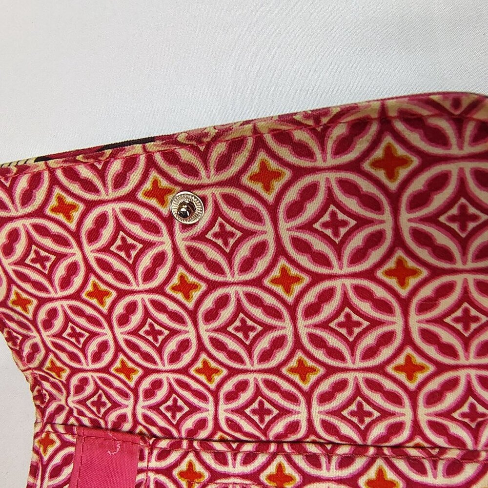 Vera Bradley Mod Floral Quilted Euro Wallet Floral Circle Pattern Boho Colorful - Picture 6 of 15